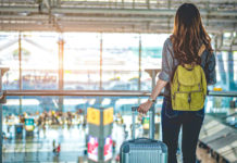 Studiu: vara trecută, călătorii au avut rolul principal în declanșarea celui de-al doilea val de Covid în Europa